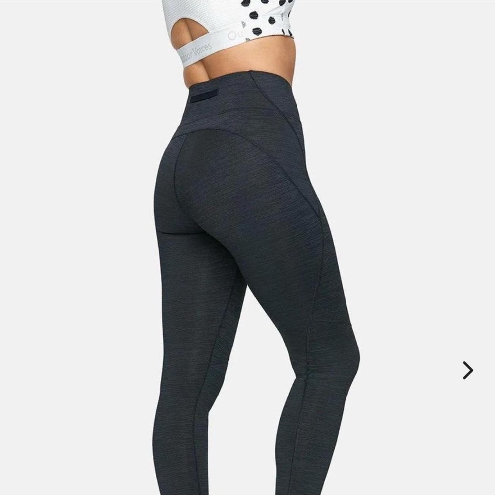 Outdoor Voices leggings abstract gray pattern 7/8 length size small never worn